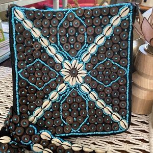 Wood & Shell cross body bag.